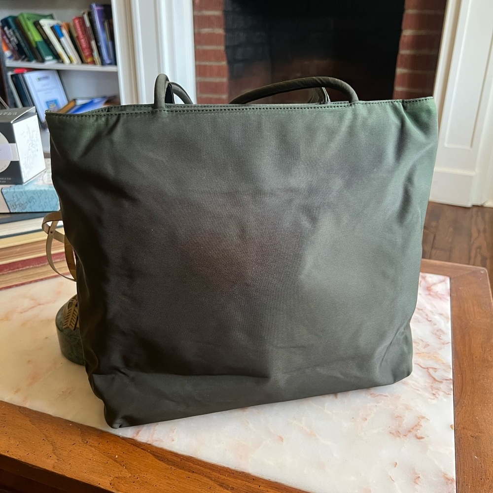Prada Dark Green Tessuto Nylon Logo Zipper - Picture 6 of 9